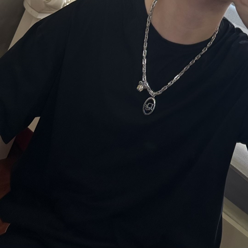 chr1st1an D10r necklaces